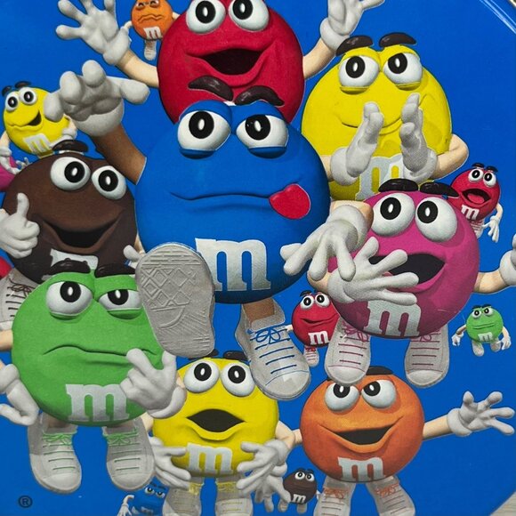 Vintage 1999 M&Ms Round Metal Lunchbox Tin Handle Blue Red - Picture 3 of 10